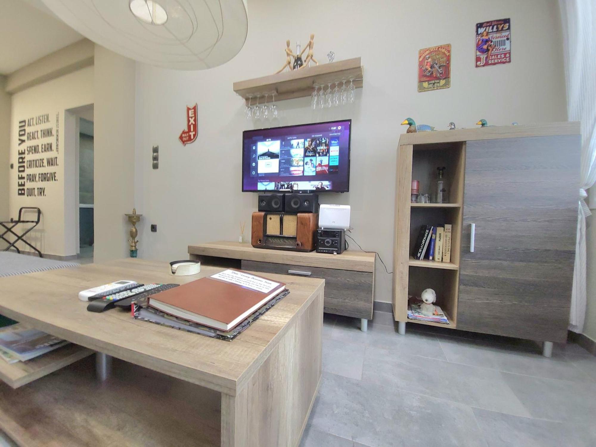Apartamento “zeus”, Stylish Luxury Business In The Heart Of Athens.