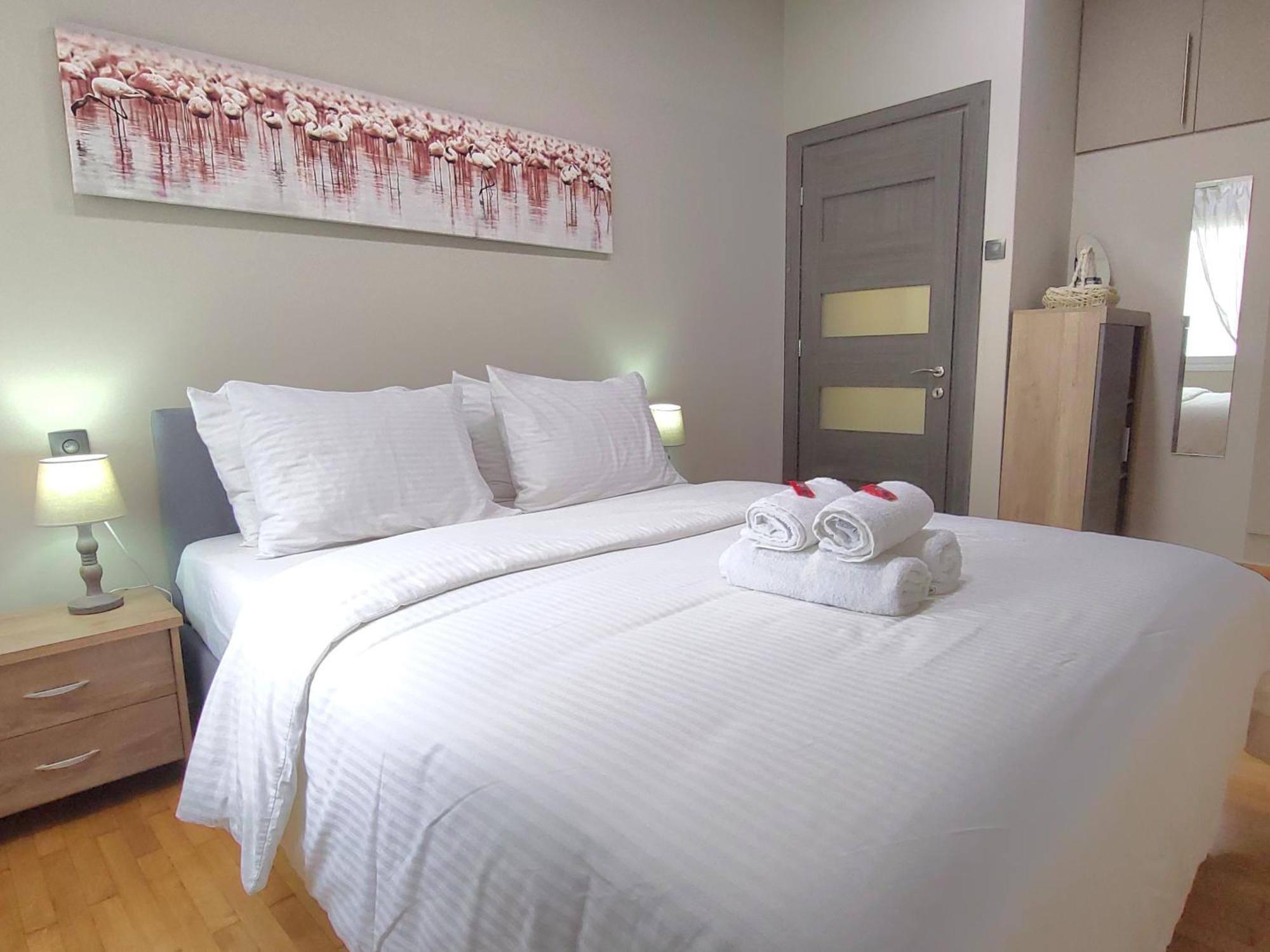 “zeus”, Stylish Luxury Business In The Heart Of Athens. Apartamento Atenas